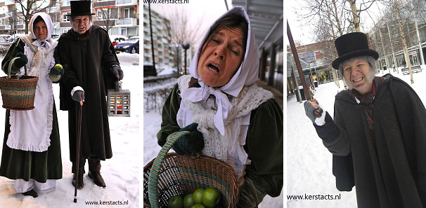 De vrek Ebenezer Scrooge heeft zijn dienstmeisje meegenomen. Koud en verkleumt moet het arme wicht haar appeltjes zien te verkopen, omdat zij een enorme schuld heeft, www.kerstacts.nl