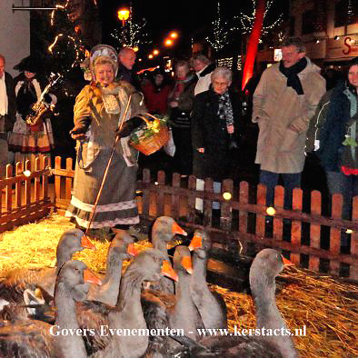 Levende Kerststal, kerstparade, ganzenparade, levende kerststal verhuur, ganzenparade, ganzenfanfare, kerstentertainment, kerstacts, kerst, www.kerstacts.nl